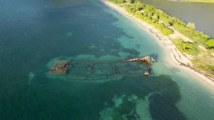 Shallowest Wrecks That Can Be Seen From the Surface or Google Maps Image